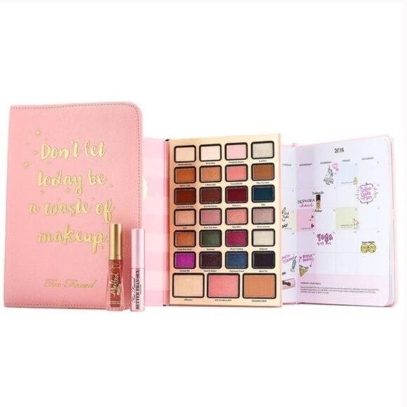 NIB RARE Limited Edition Too Faced Boss Lady Beauty Agenda Set Makeup Kit - Picture 2 of 16